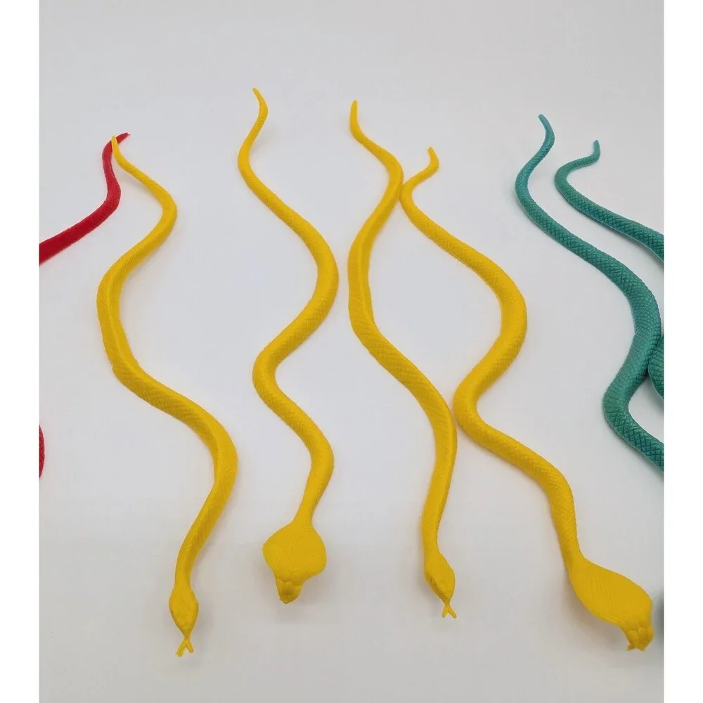 Lot Of 15 Hard Plastic Snakes Toys Party Favors Cake Toppers